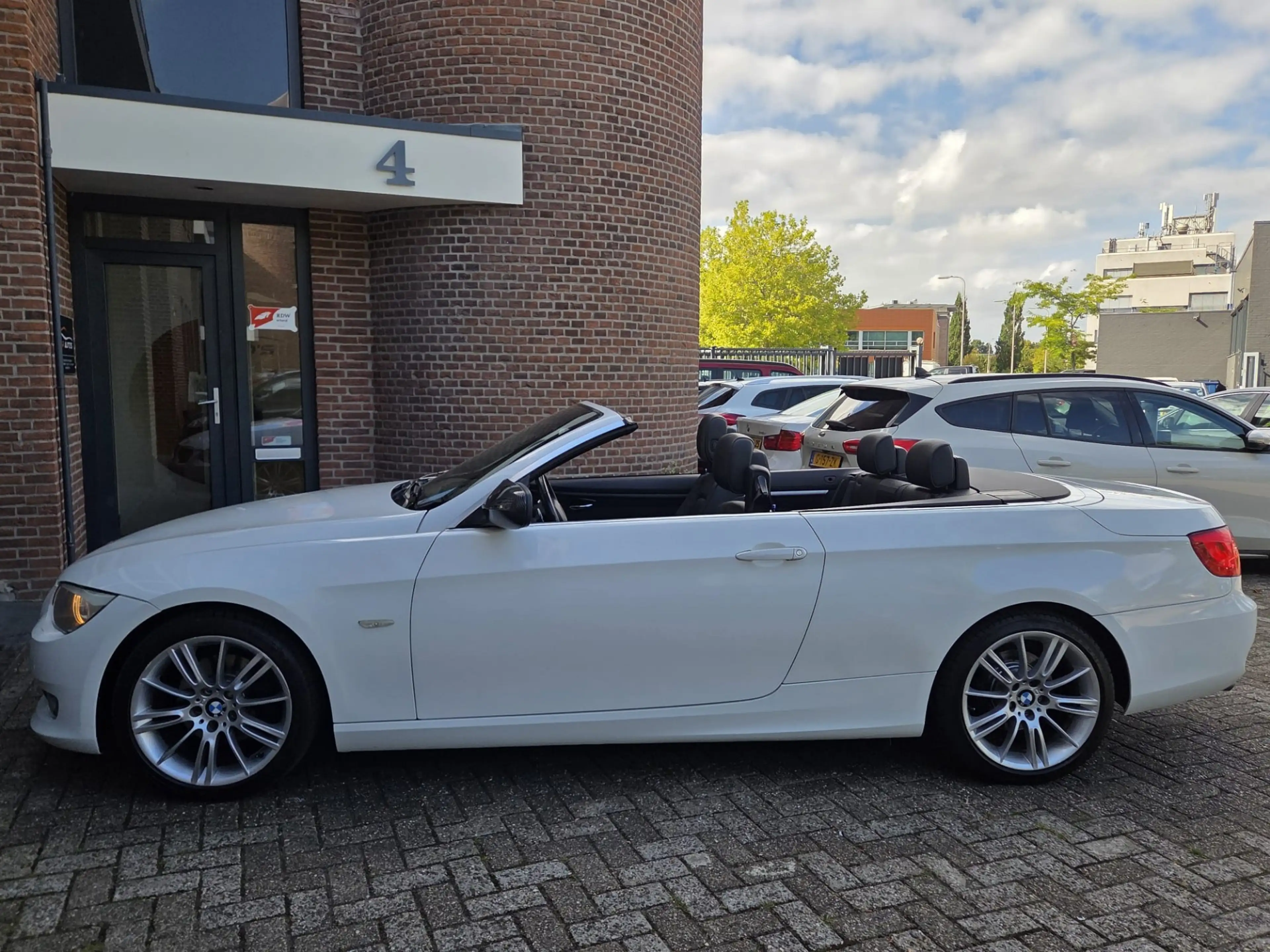 BMW 330 3-serie Cabrio 330i High Executive | Leer | Clima — photo 7
