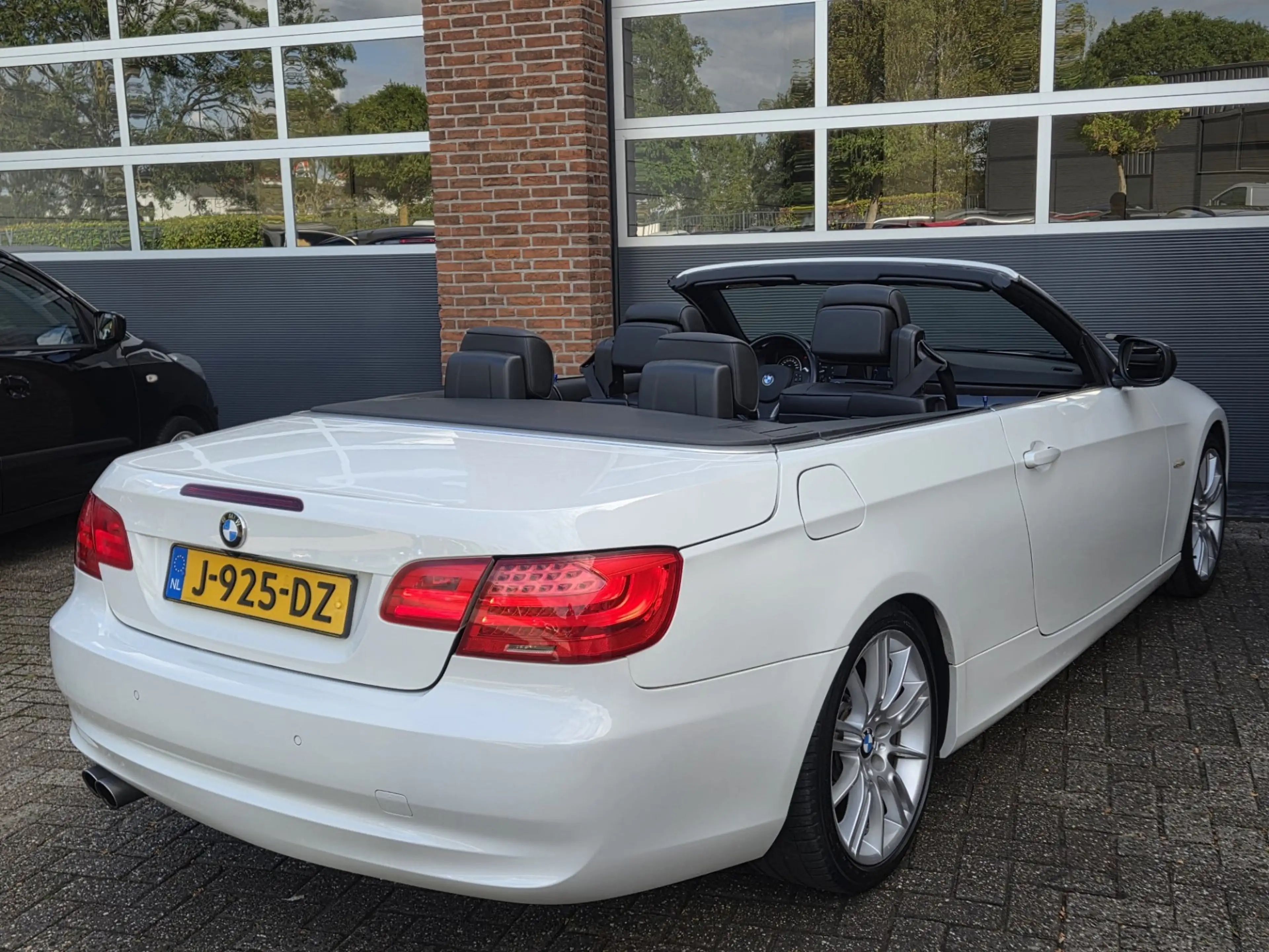 BMW 330 3-serie Cabrio 330i High Executive | Leer | Clima — photo 10
