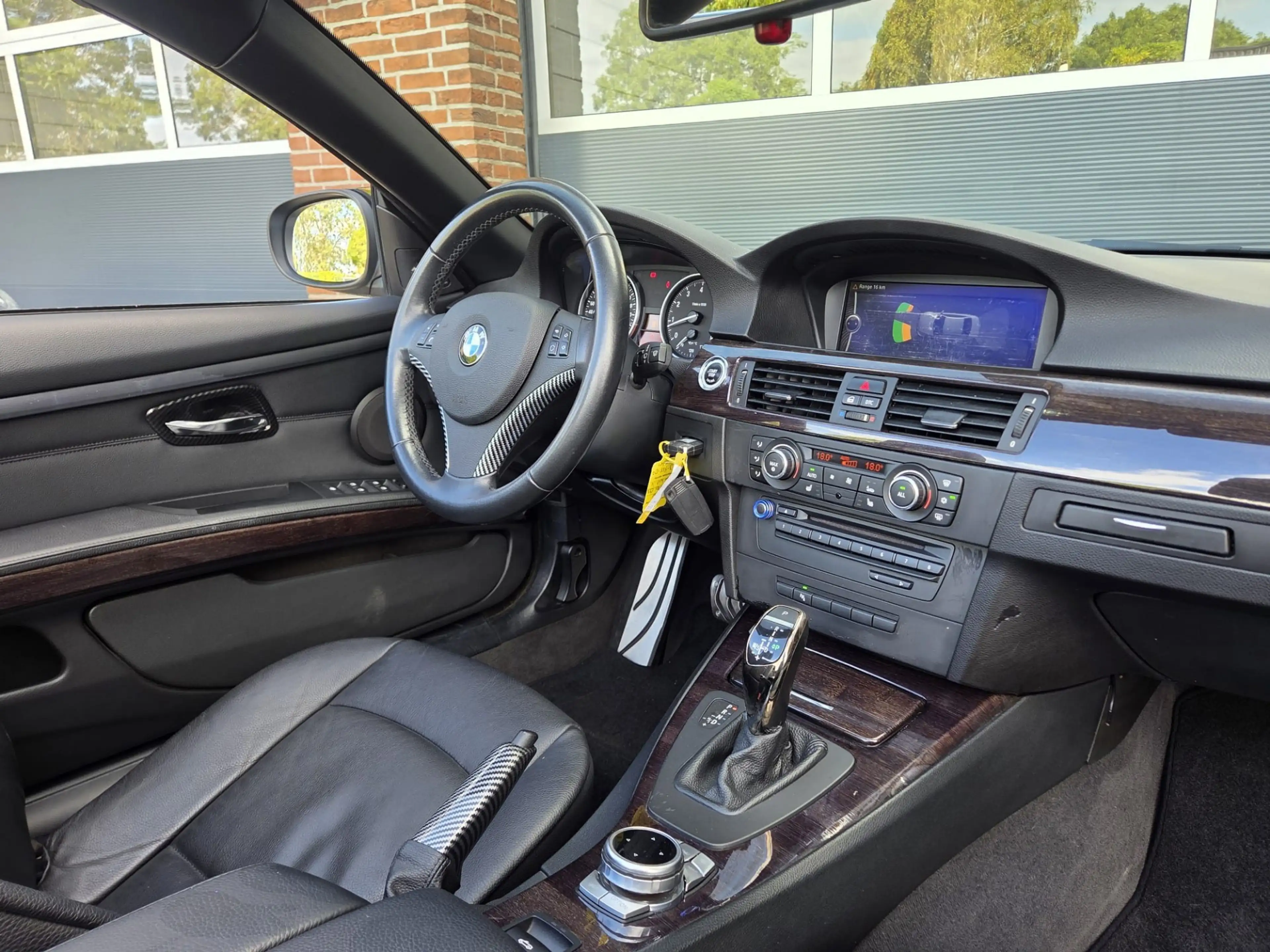 BMW 330 3-serie Cabrio 330i High Executive | Leer | Clima — photo 14