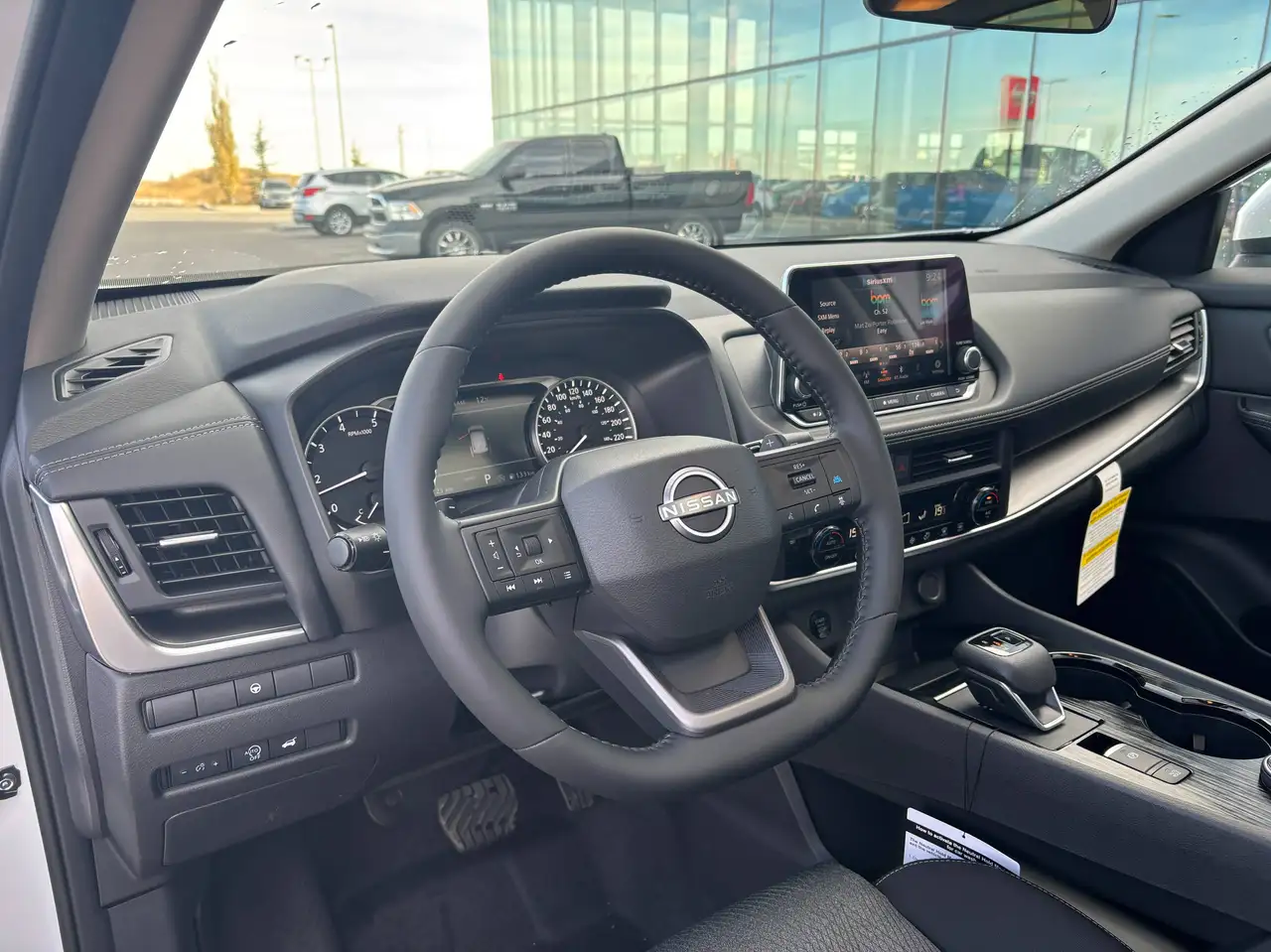 Nissan Rogue fotografie Nissan Rogue