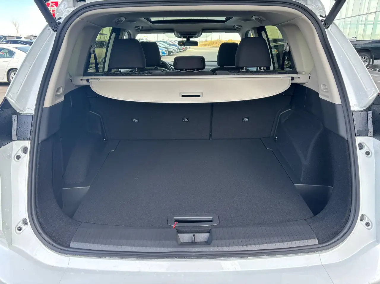 Nissan Rogue fotografie Nissan Rogue