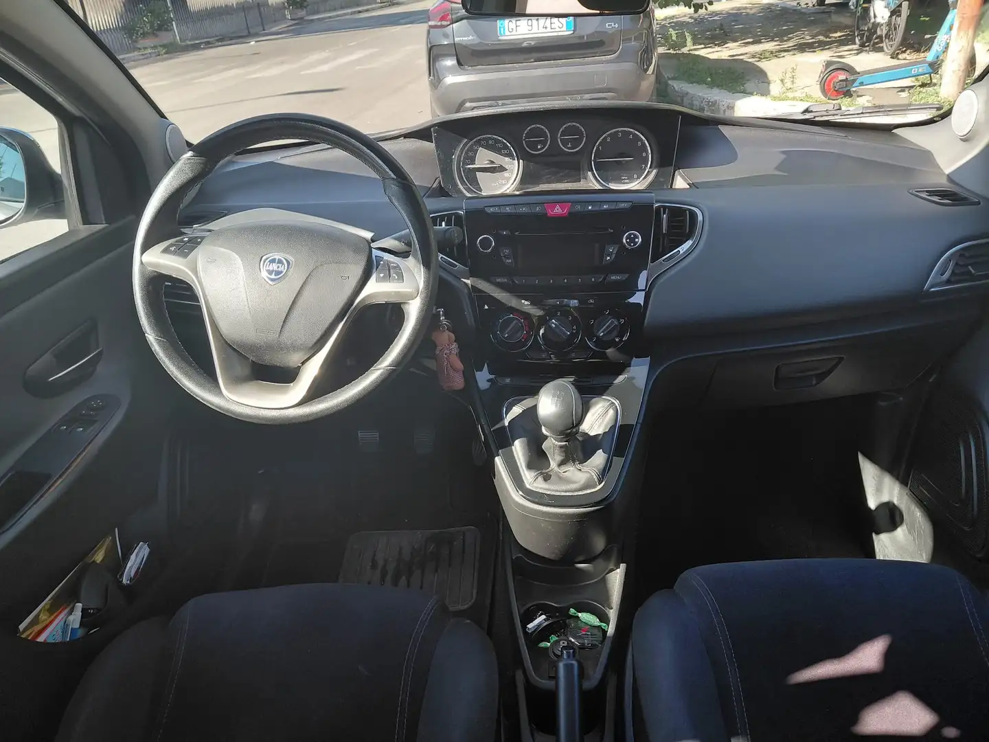 Lancia Ypsilon Ypsilon III 2011 1.2 8v Gold ecochic Gpl 69cv E6 Gri - 2