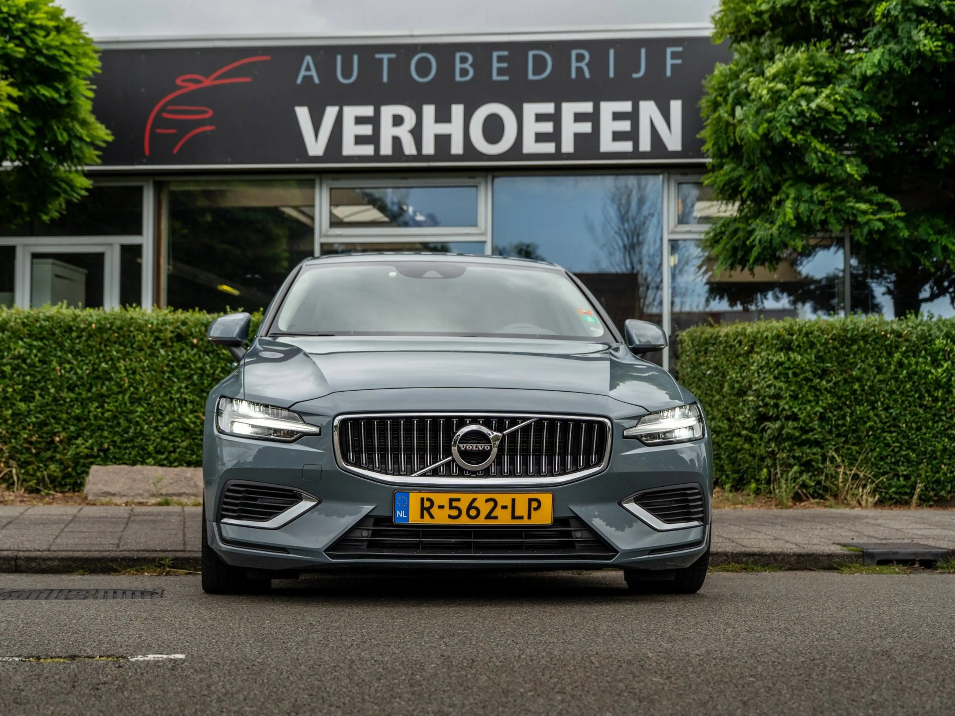 Volvo S60 2.0 Recharge T6 AWD Core - PARKEERCAMERA - AUTOMAA — photo 5