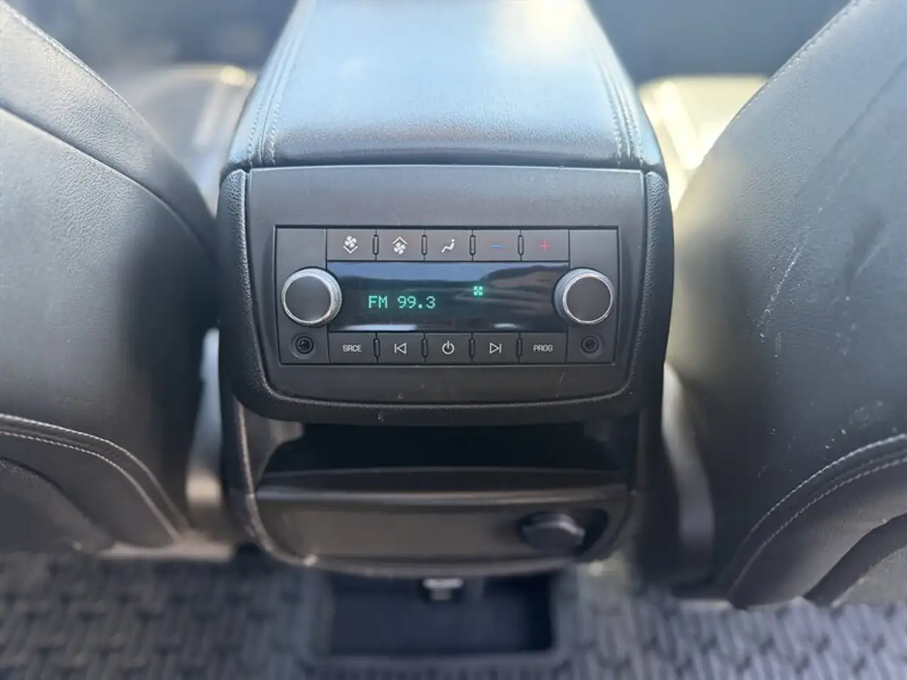Chevrolet Traverse photo Chevrolet Traverse