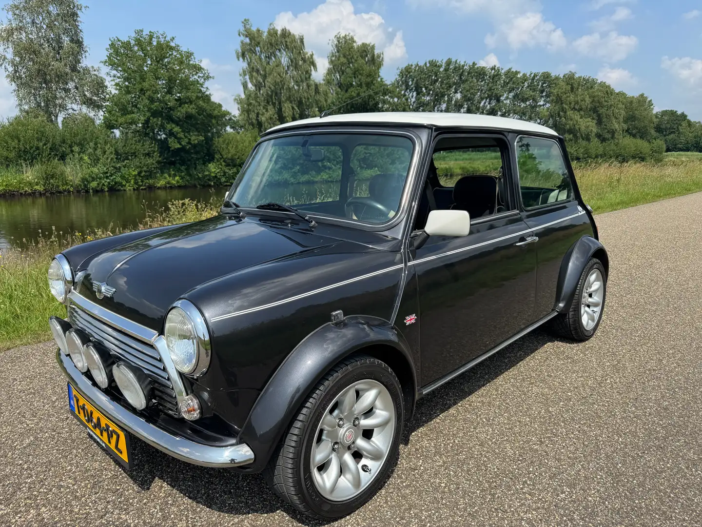 MINI 1300 Brooklands Grau - 1