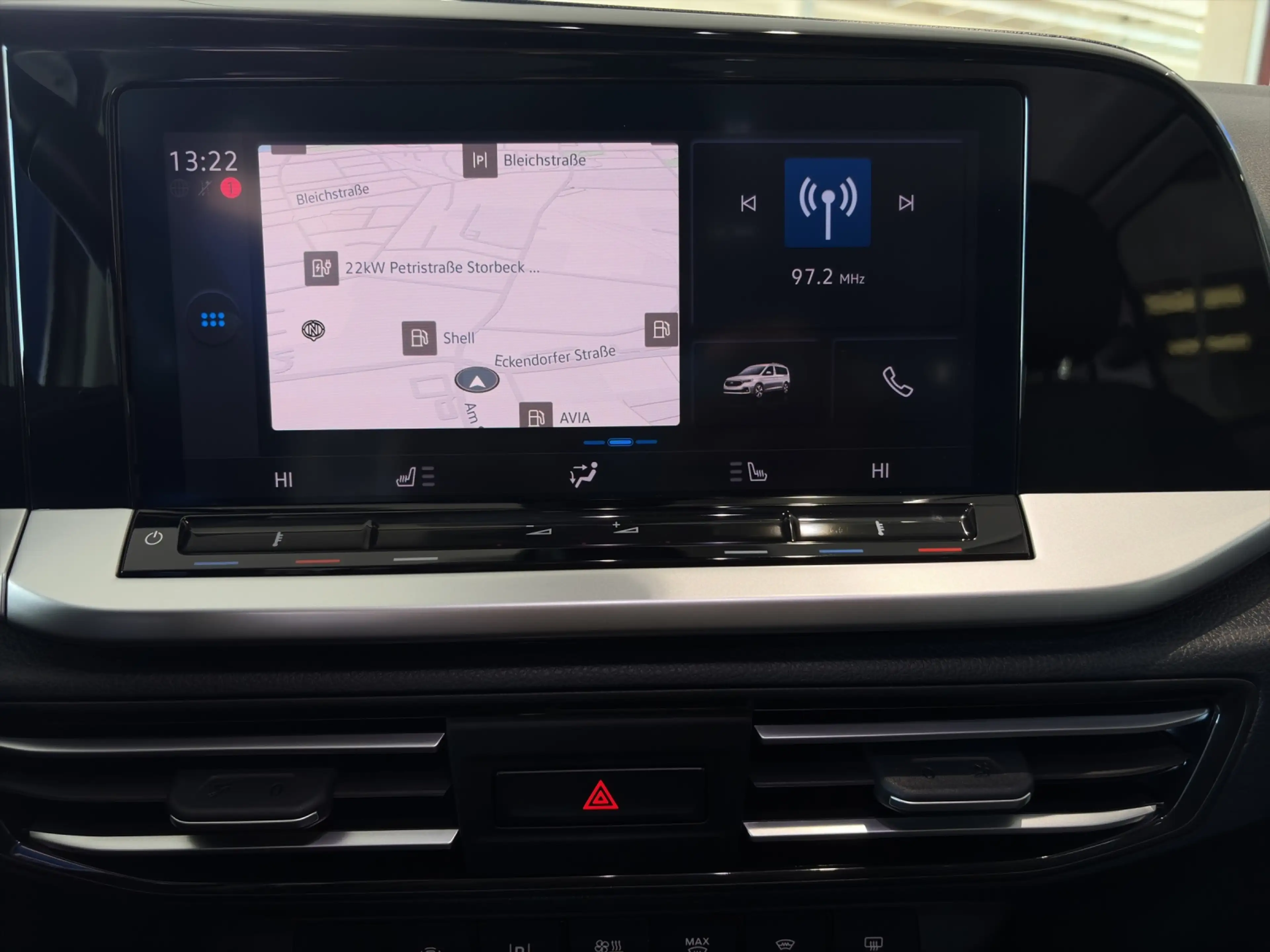 Ford Grand Tourneo Connect Titanium — photo 14