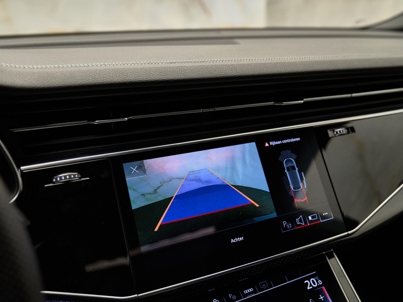 Audi Q8 55 TFSI e Quattro Pro Line S , pano, carbon, B&O, — photo 15