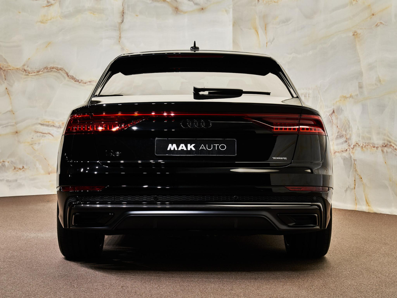 Audi Q8 55 TFSI e Quattro Pro Line S , pano, carbon, B&O, — photo 32