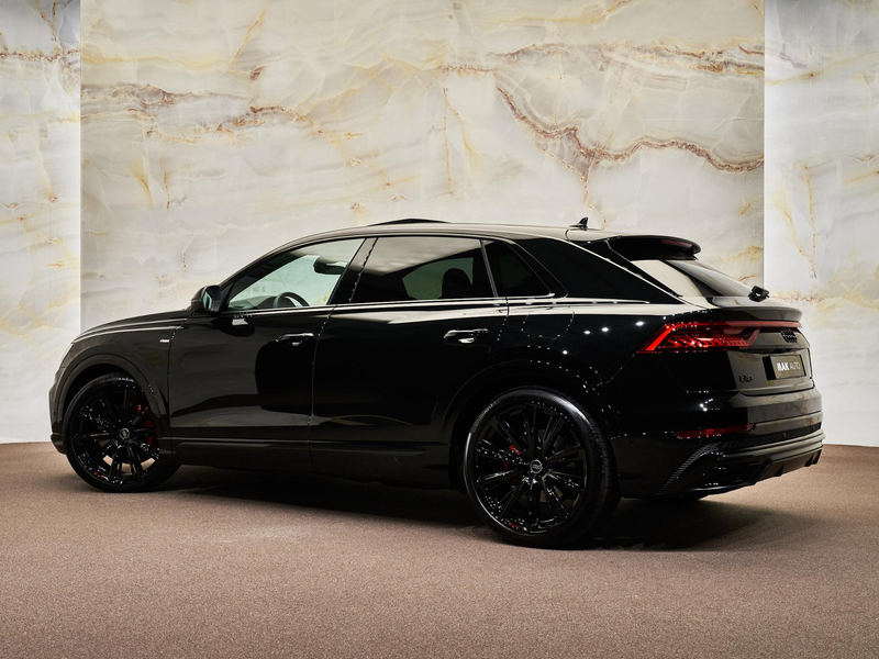 Audi Q8 55 TFSI e Quattro Pro Line S , pano, carbon, B&O, — photo 31