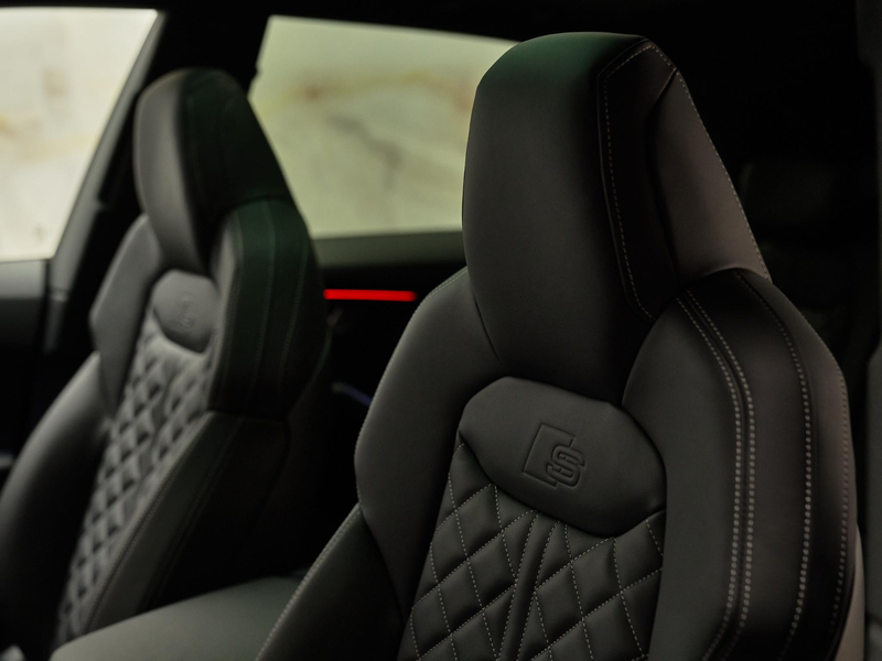 Audi Q8 55 TFSI e Quattro Pro Line S , pano, carbon, B&O, — photo 24