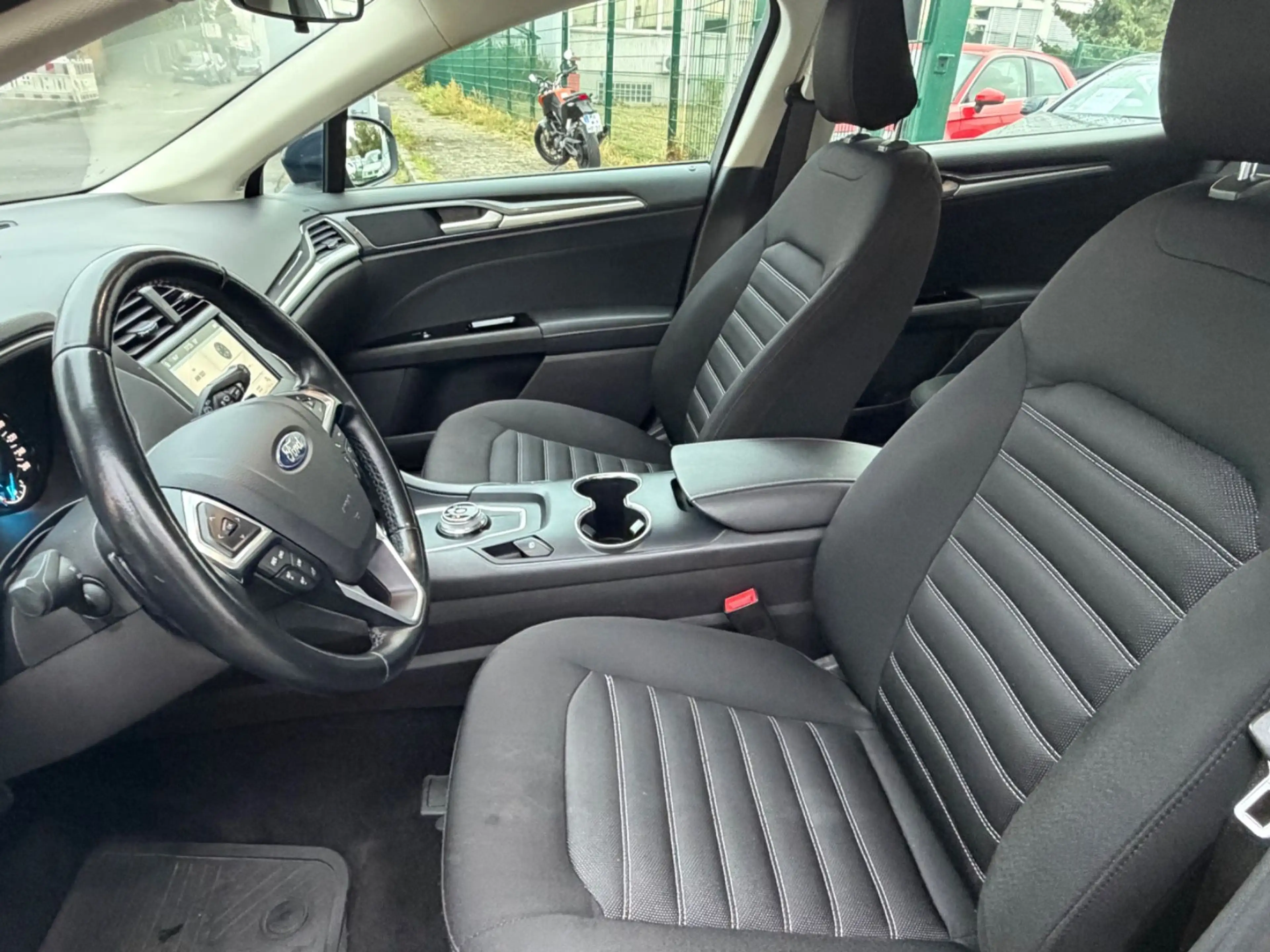 Ford Mondeo 2.0 TDCI Turnier Trend / 1. Hand — photo 8