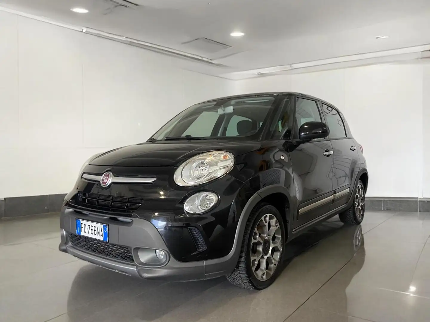 Fiat 500L 1.3 Multijet 85cv Trekking Kit-distribuz.+p.aq Noir - 1