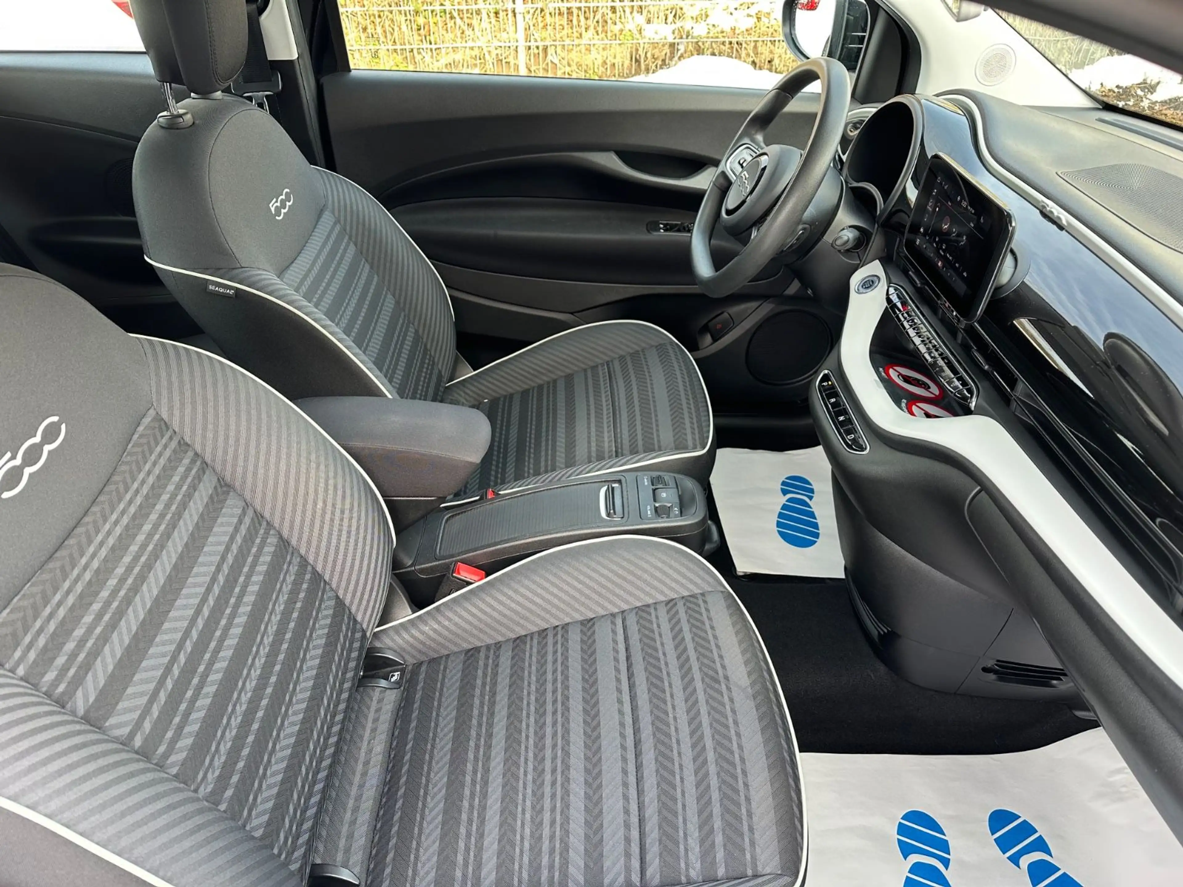Fiat 500e Action/SHZ/KLIMA/TEMP/VIRTUAL/APPLE+ANDROID — photo 13