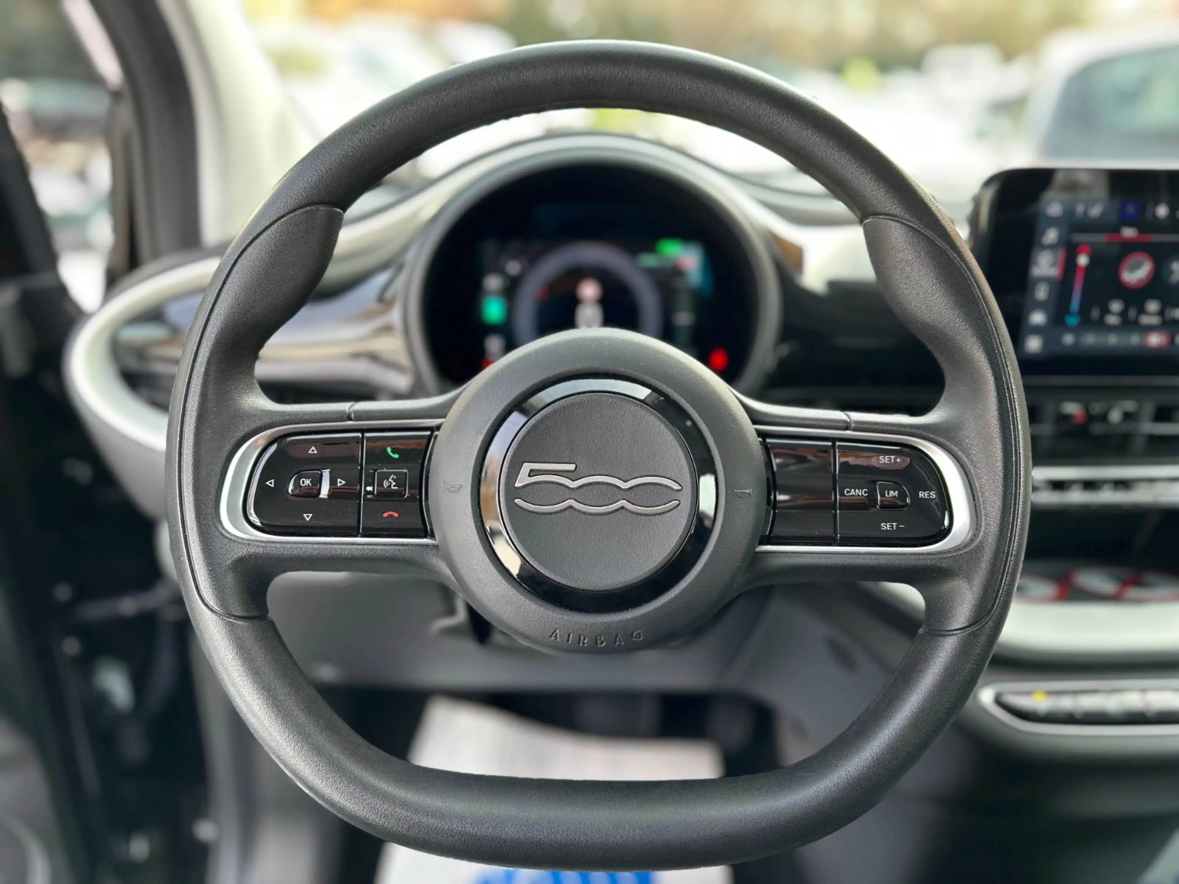 Fiat 500e Action/SHZ/KLIMA/TEMP/VIRTUAL/APPLE+ANDROID — photo 15