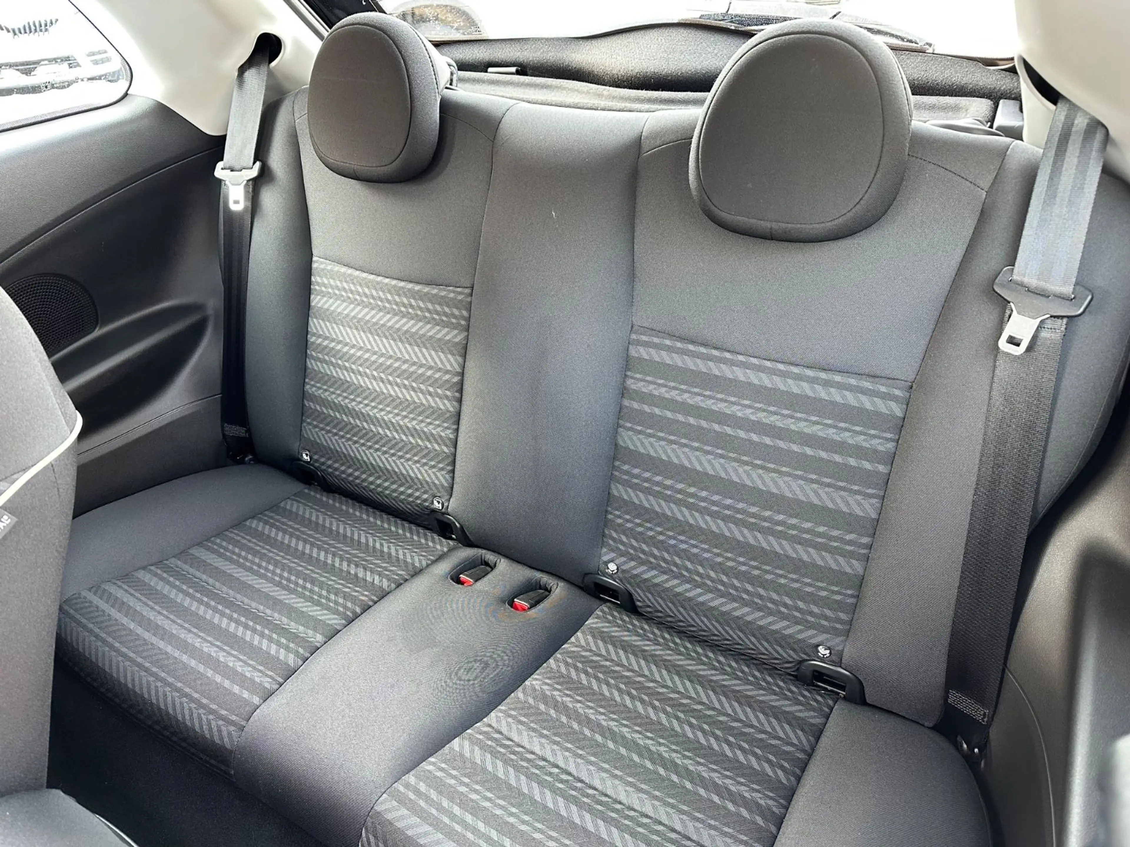 Fiat 500e Action/SHZ/KLIMA/TEMP/VIRTUAL/APPLE+ANDROID — photo 11