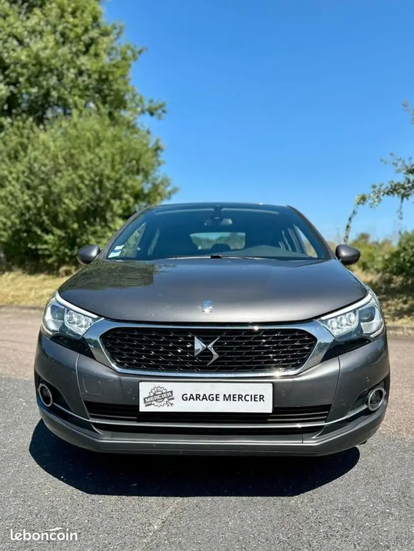 DS Automobiles DS 4 DS4 1.6 HDI 120ch SO CHIC Grijs - 2