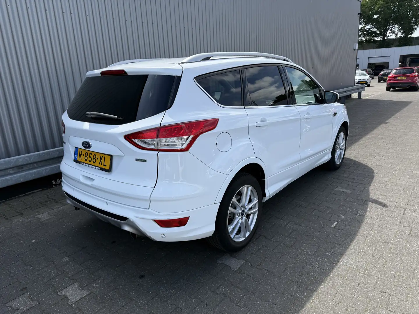 Ford Kuga 1.5 Titanium H/Leer, Clima, LM LED Nw APK --Inruil Wit - 2