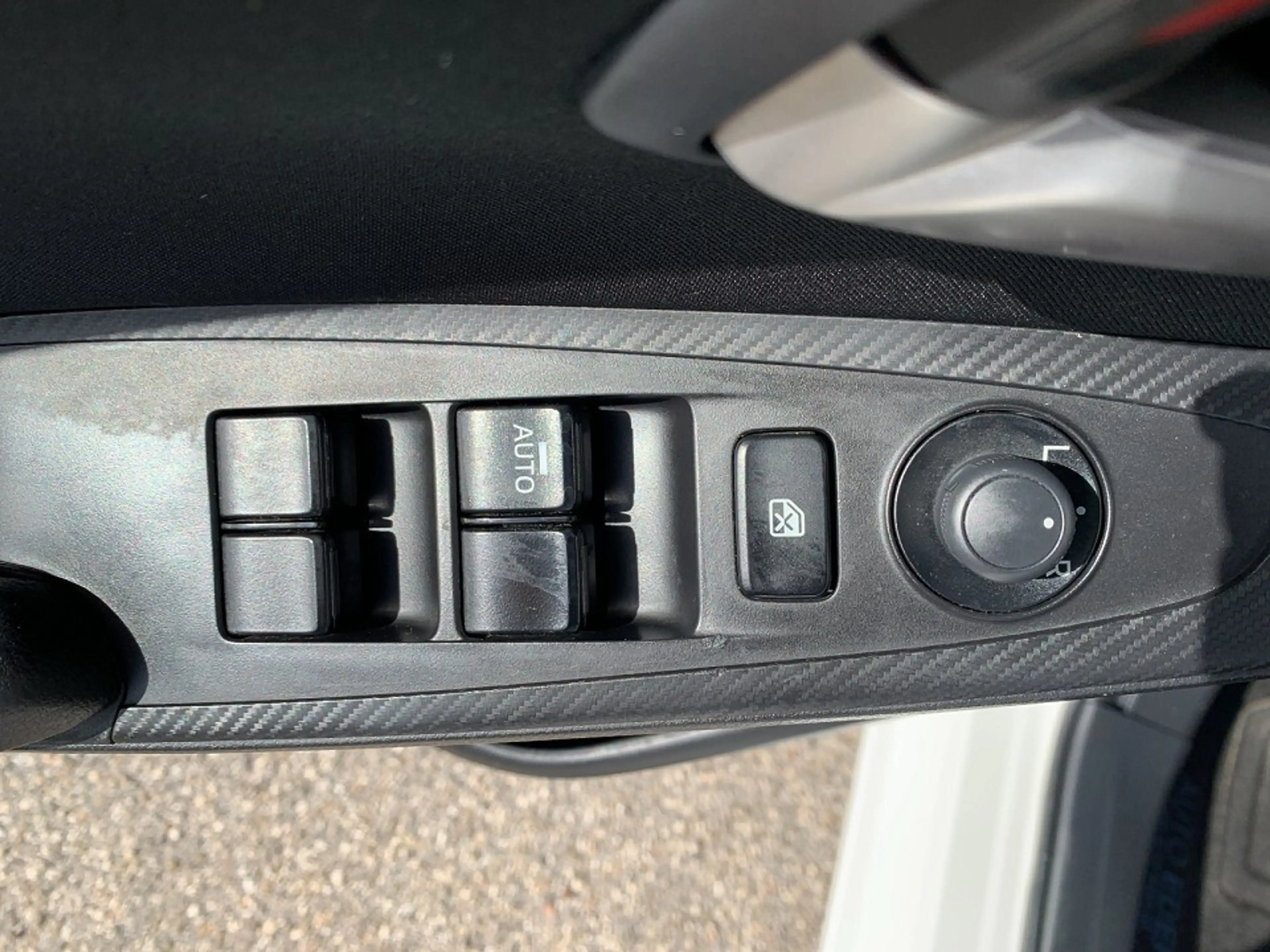 Mazda 2 Mazda2 G75 Challenge — photo 9