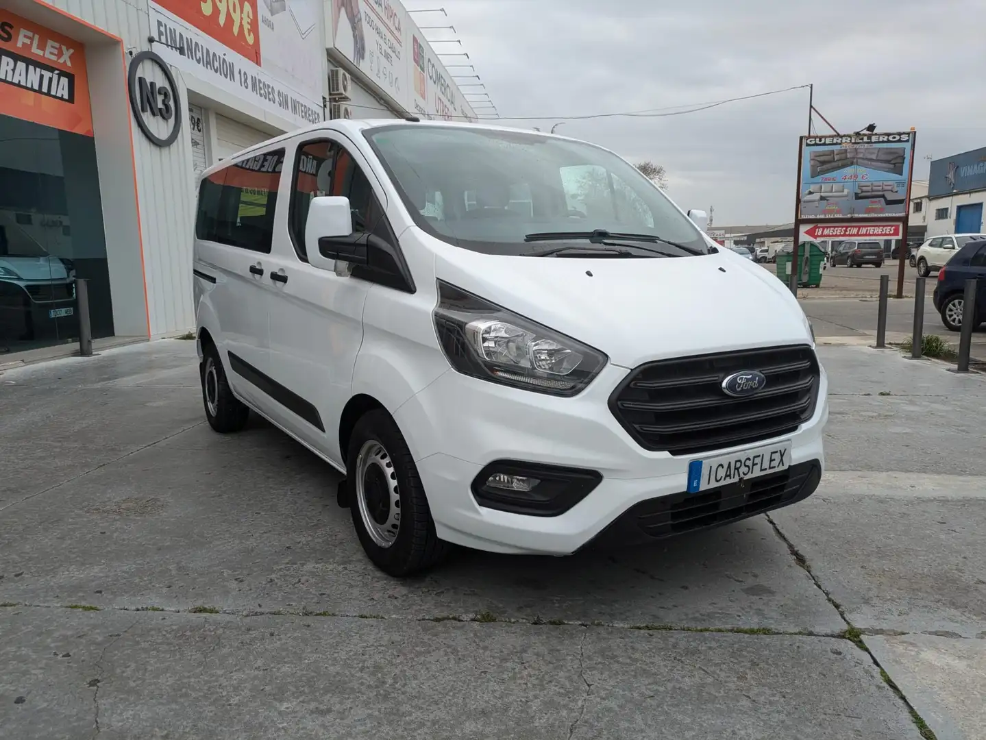 Ford Transit Custom FT 310 L2 Kombi Trend 130 Blanc - 2