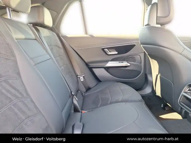 Mercedes-Benz E 220 d 4matic Ansicht 29