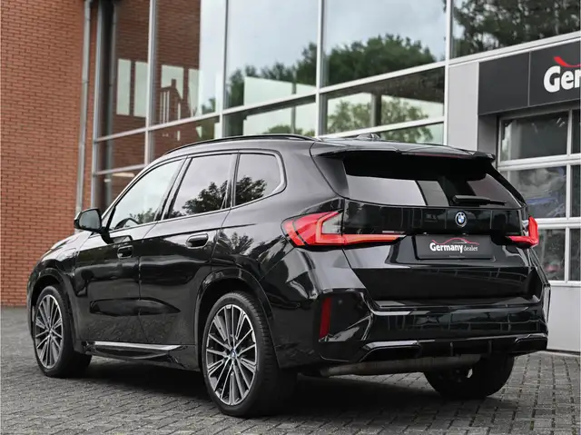BMW X1 view 9