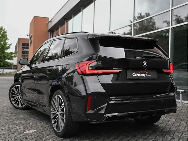 BMW X1 view 7