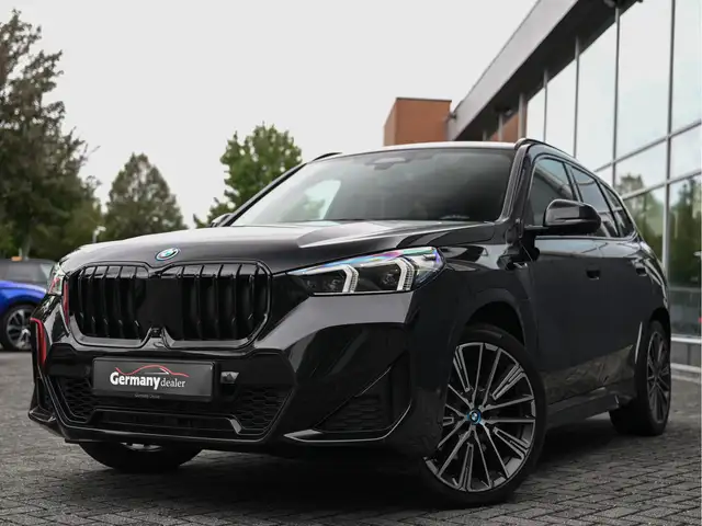BMW X1 view 6