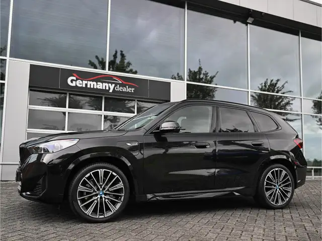 BMW X1 view 12