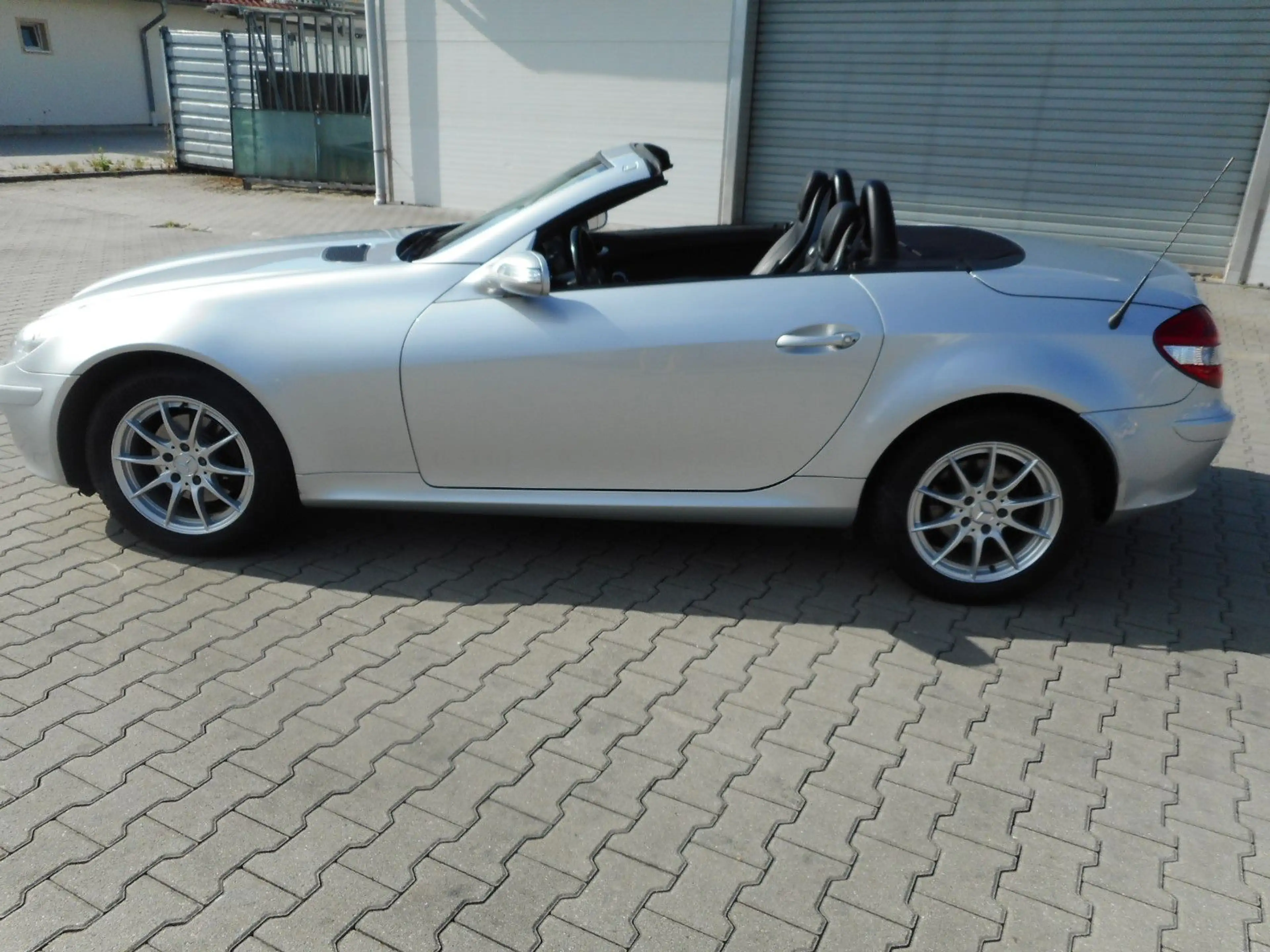 Mercedes-Benz SLK 200 K Roadster Leder Airscarf  HU 08/2027 — photo 4