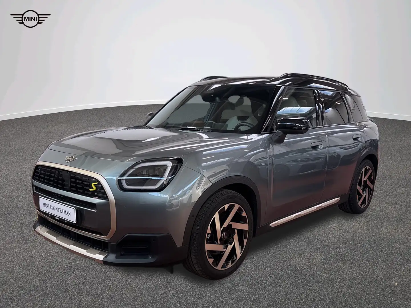 MINI Countryman S All4 All-Electric MINI Countryman SE ALL4 Зелёный - 1