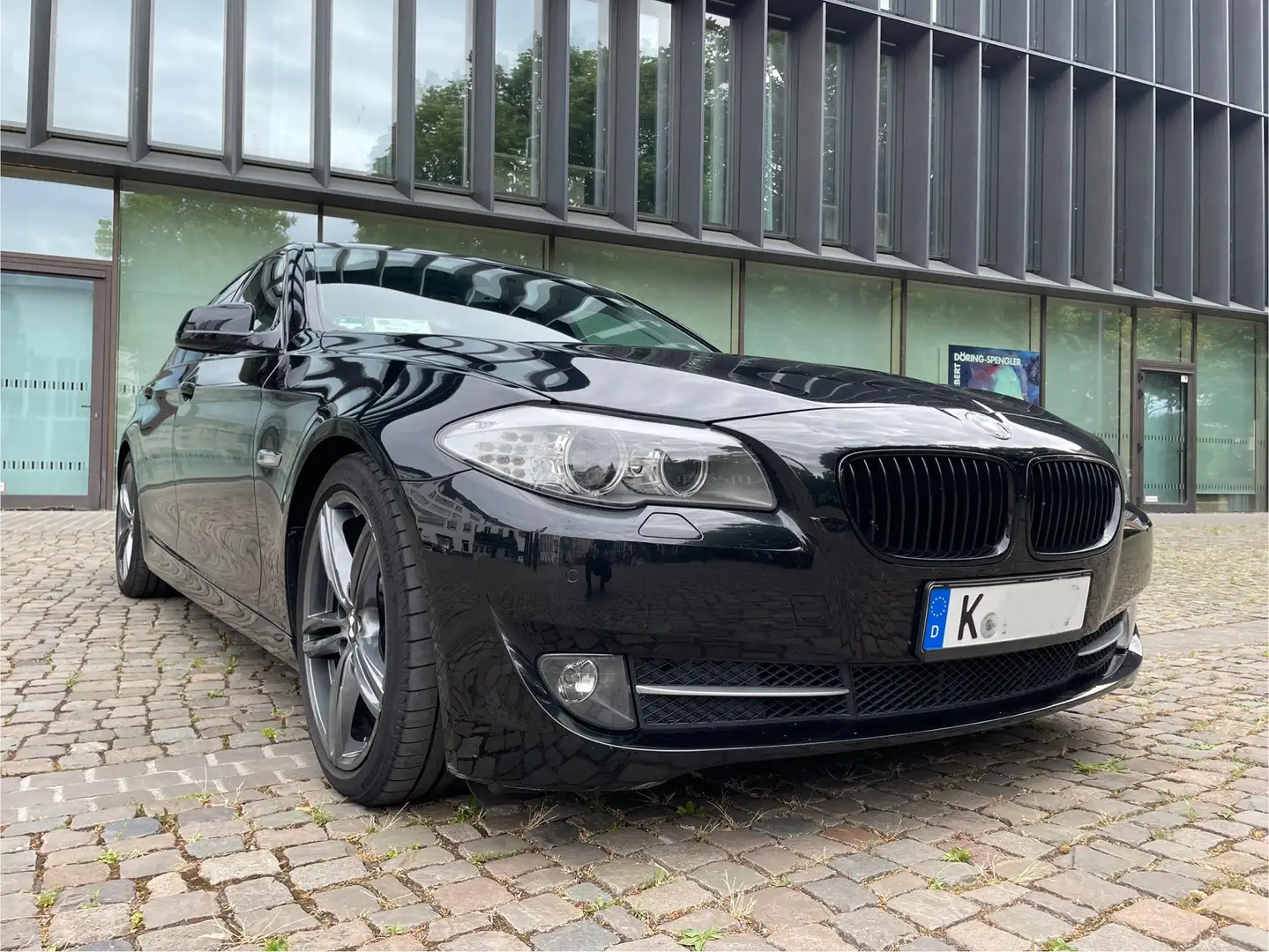 BMW 528 528 i Negro - 1