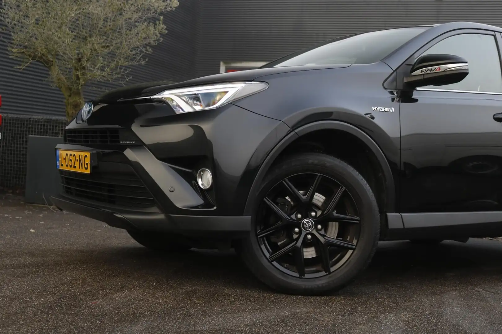 Toyota RAV 4 2.5 Hybrid Black Edition Noir - 2
