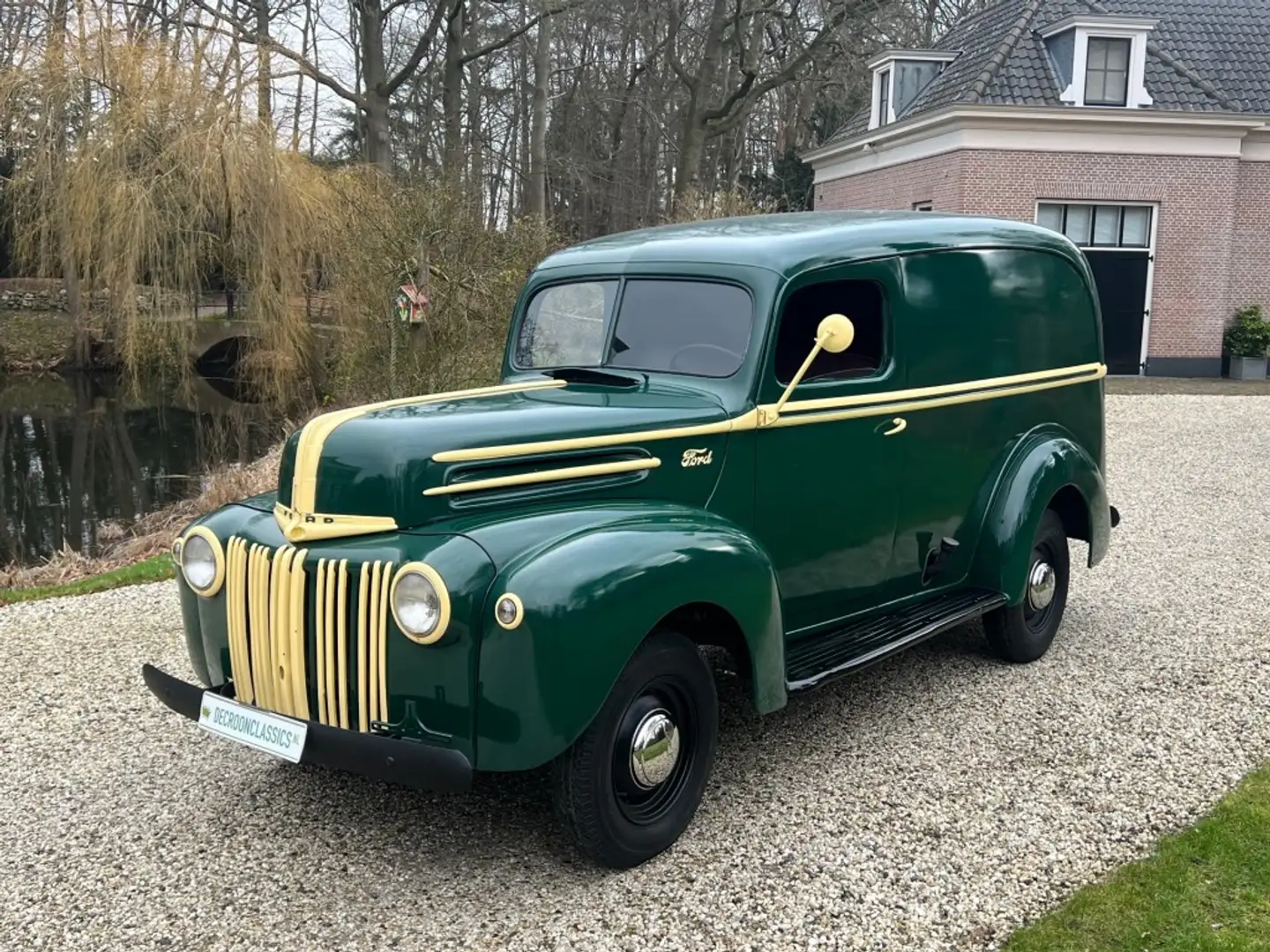 Ford 1946 Panelvan V8 RECLAME OBJECT #COOL Green - 1