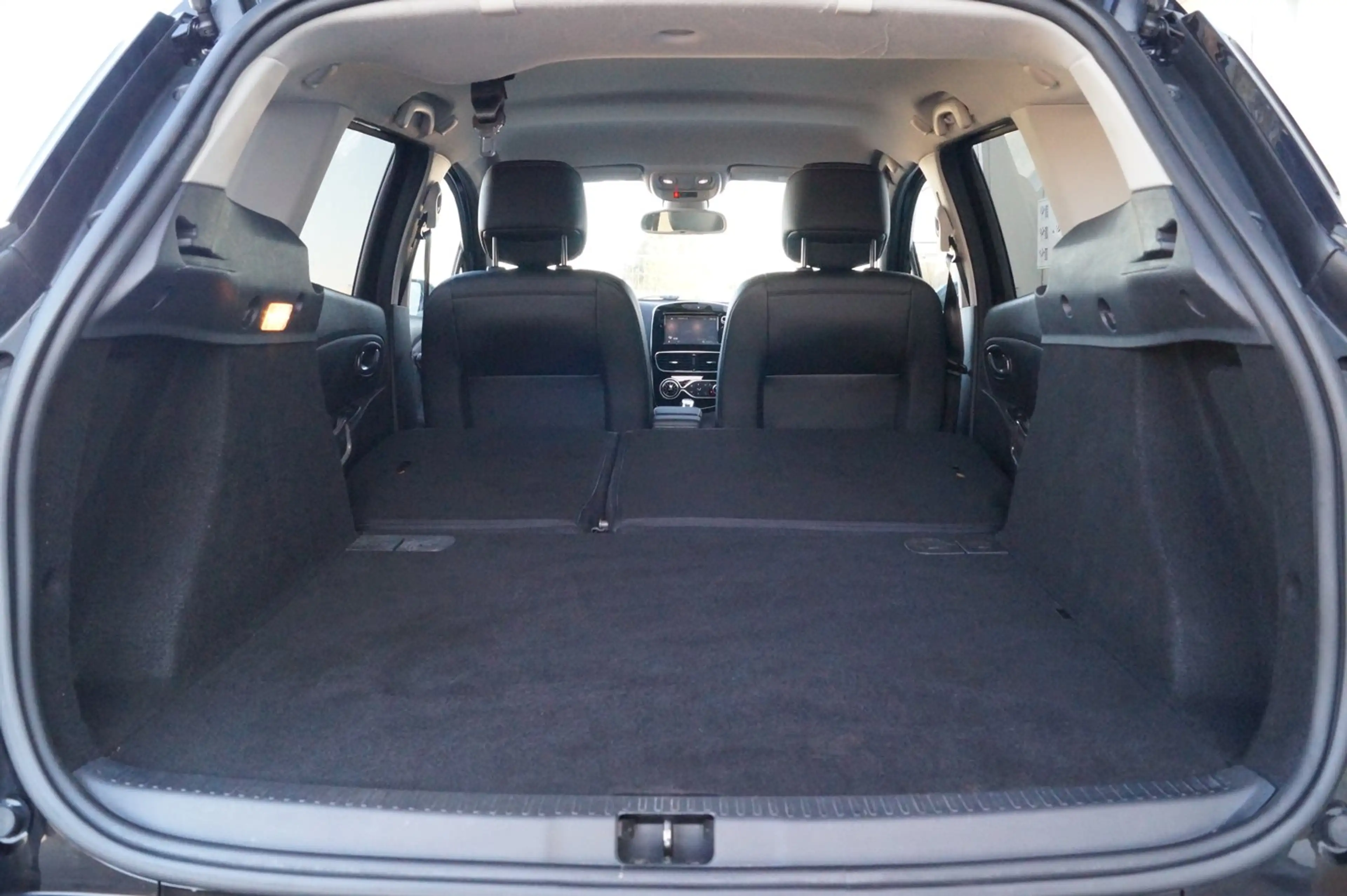 Renault Clio Grandtour Energy TCe 90 Intens — photo 11