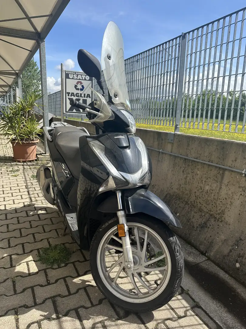 Honda SH 125 - 1
