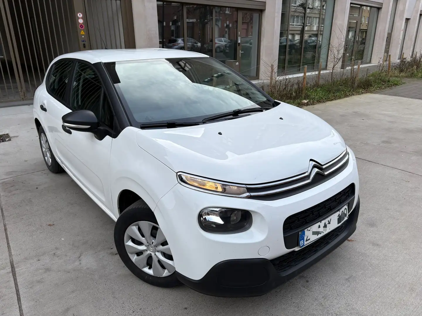 Citroen C3 C3 1.2i PureTech Shine S - 2