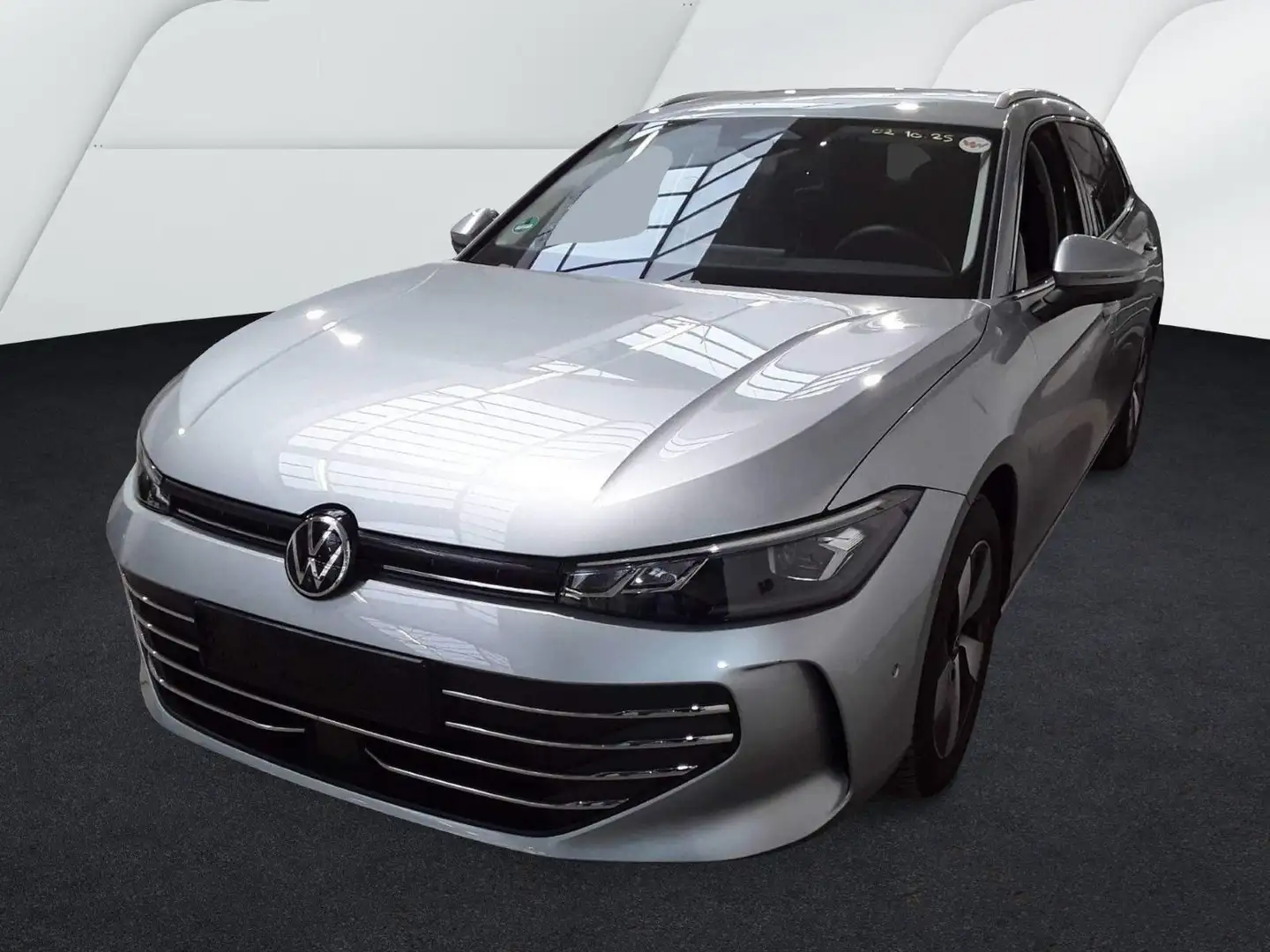 Volkswagen Passat Variant 2.0 TDI DSG BUSINESS LED+NAVI+AHK Silber - 2