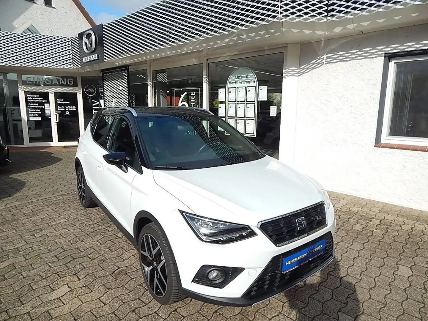 SEAT Arona 1.5 TSI FR Blanc - 1
