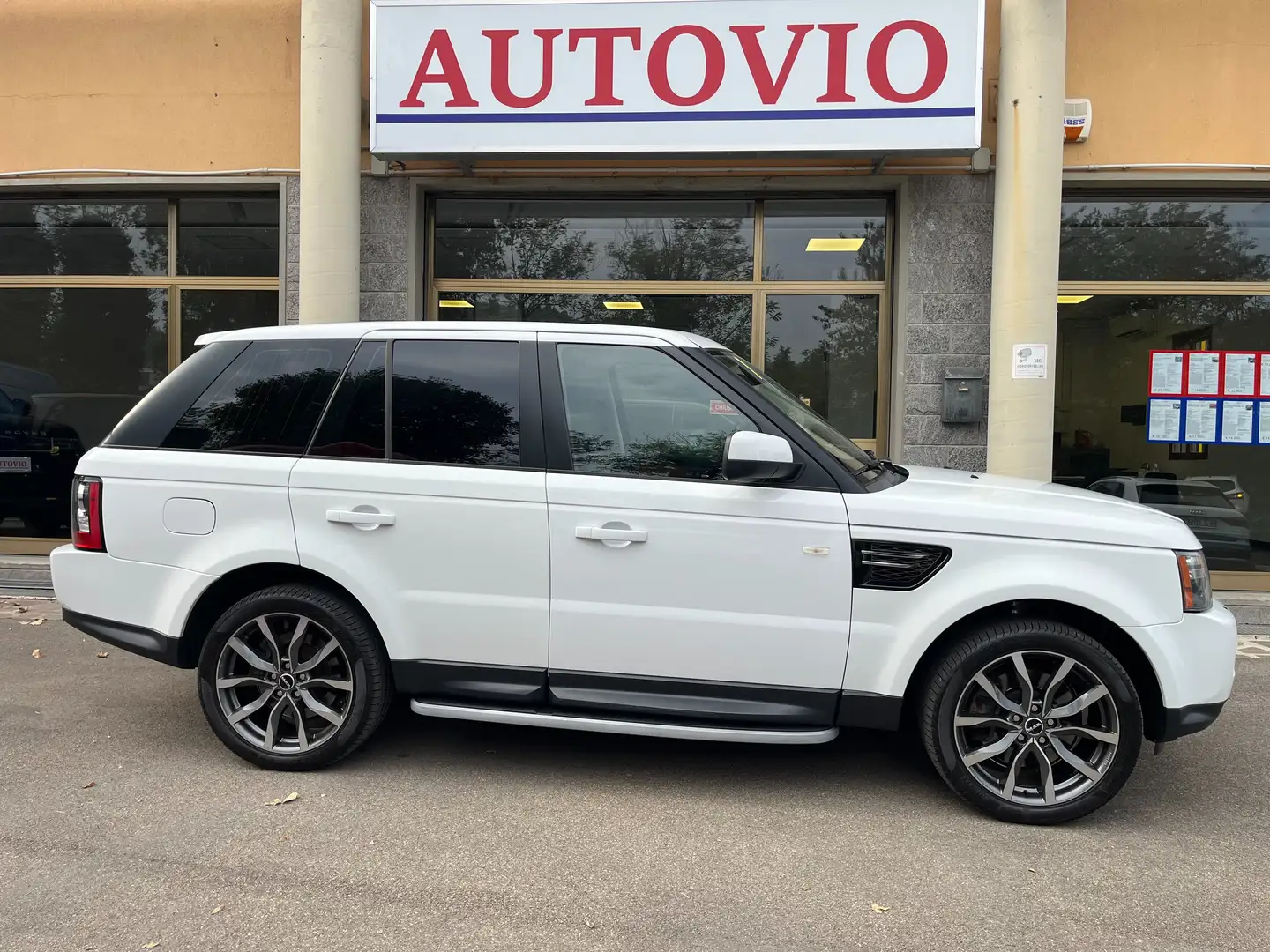 Land Rover Range Rover Sport Range Rover Sport 3.0 tdV6 SE 211cv auto 8m Bianco - 2