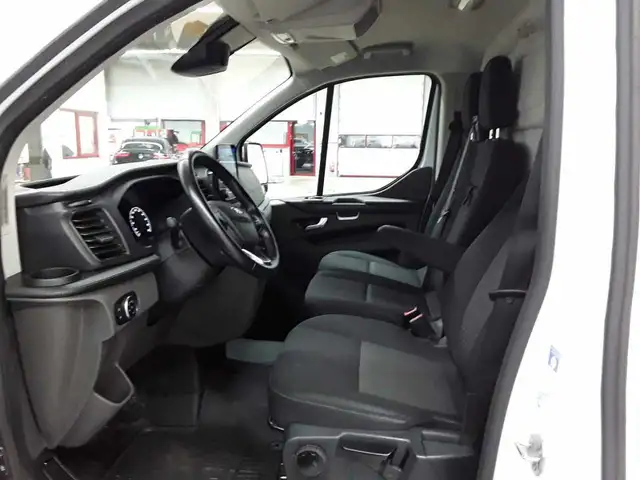Ford Transit view 7