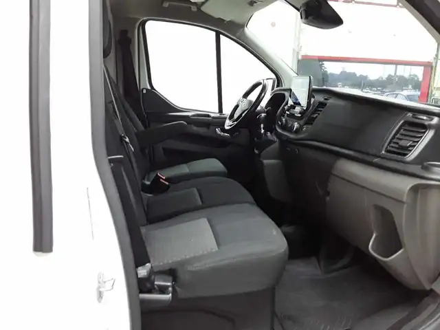 Ford Transit view 8