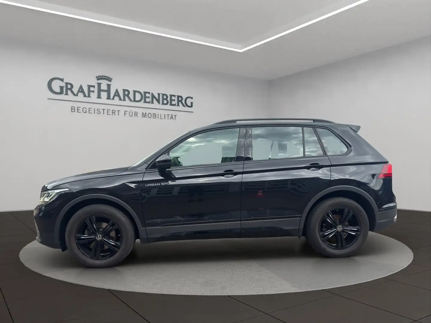 Volkswagen Tiguan Urban Sport TDI Navi AHK MatrixLED Schwarz - 2