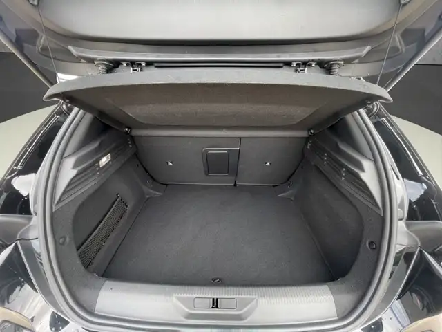 Peugeot 308 view 7
