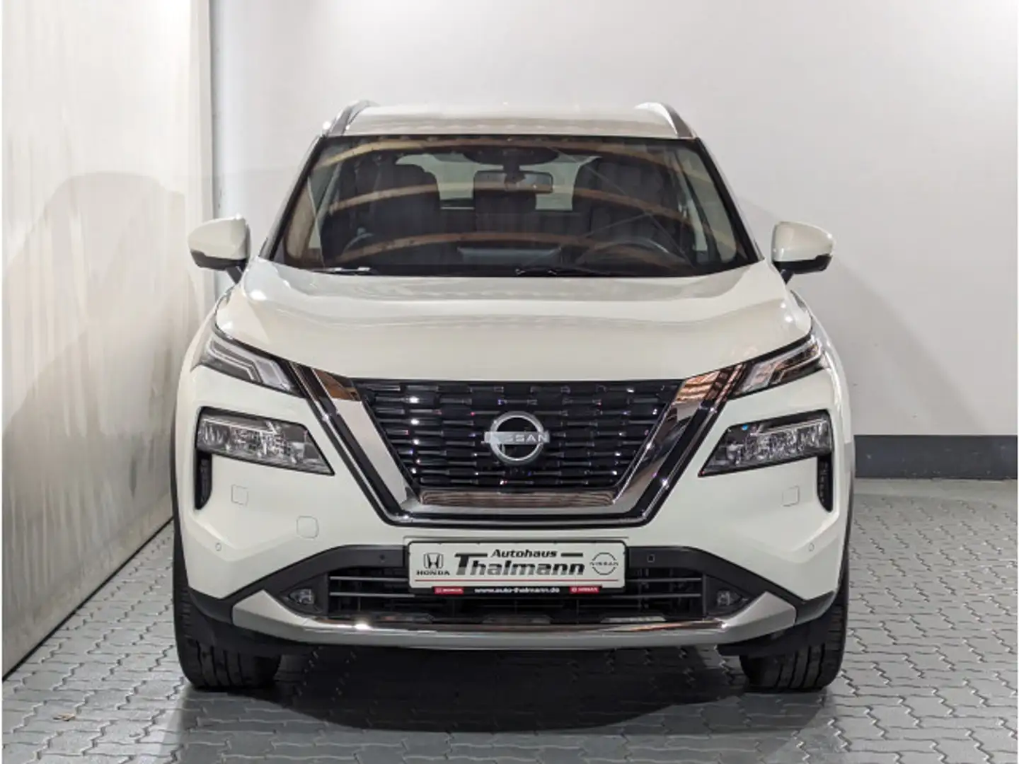 Nissan X-Trail 1.5 VC-T MHEV Tekna 4x2 Weiß - 2