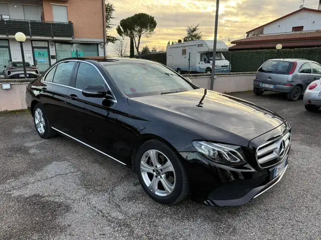 Mercedes-Benz E 200 d Sport auto