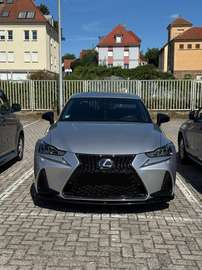 300h F SPORT
