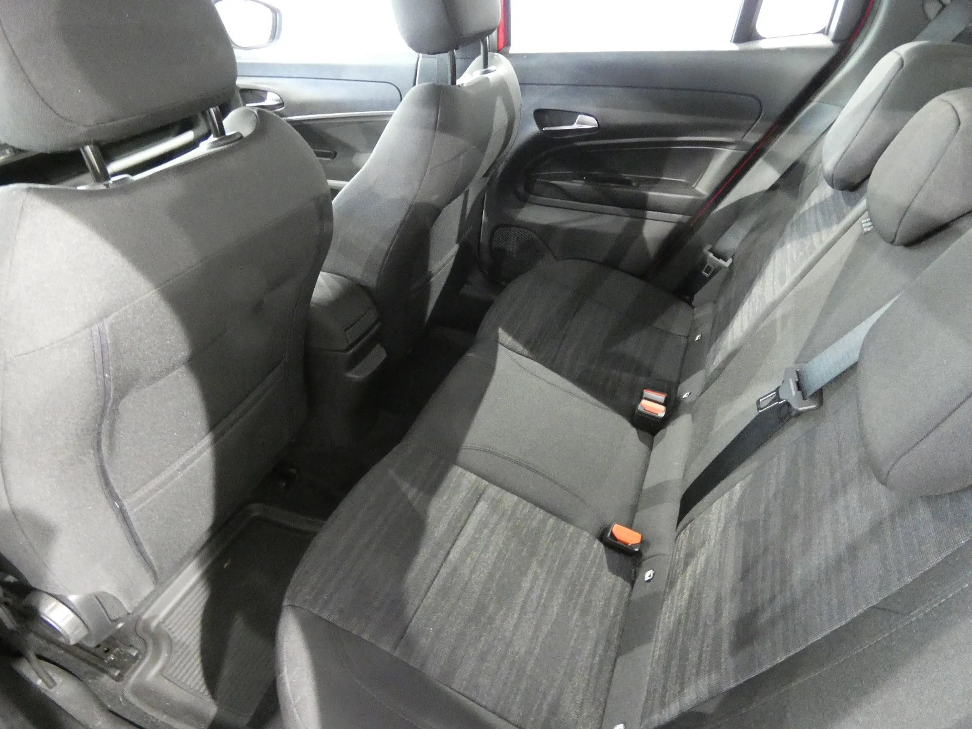 Jeep Avenger Longitude Electric LED/Navi/Tempomat/PDC — photo 14