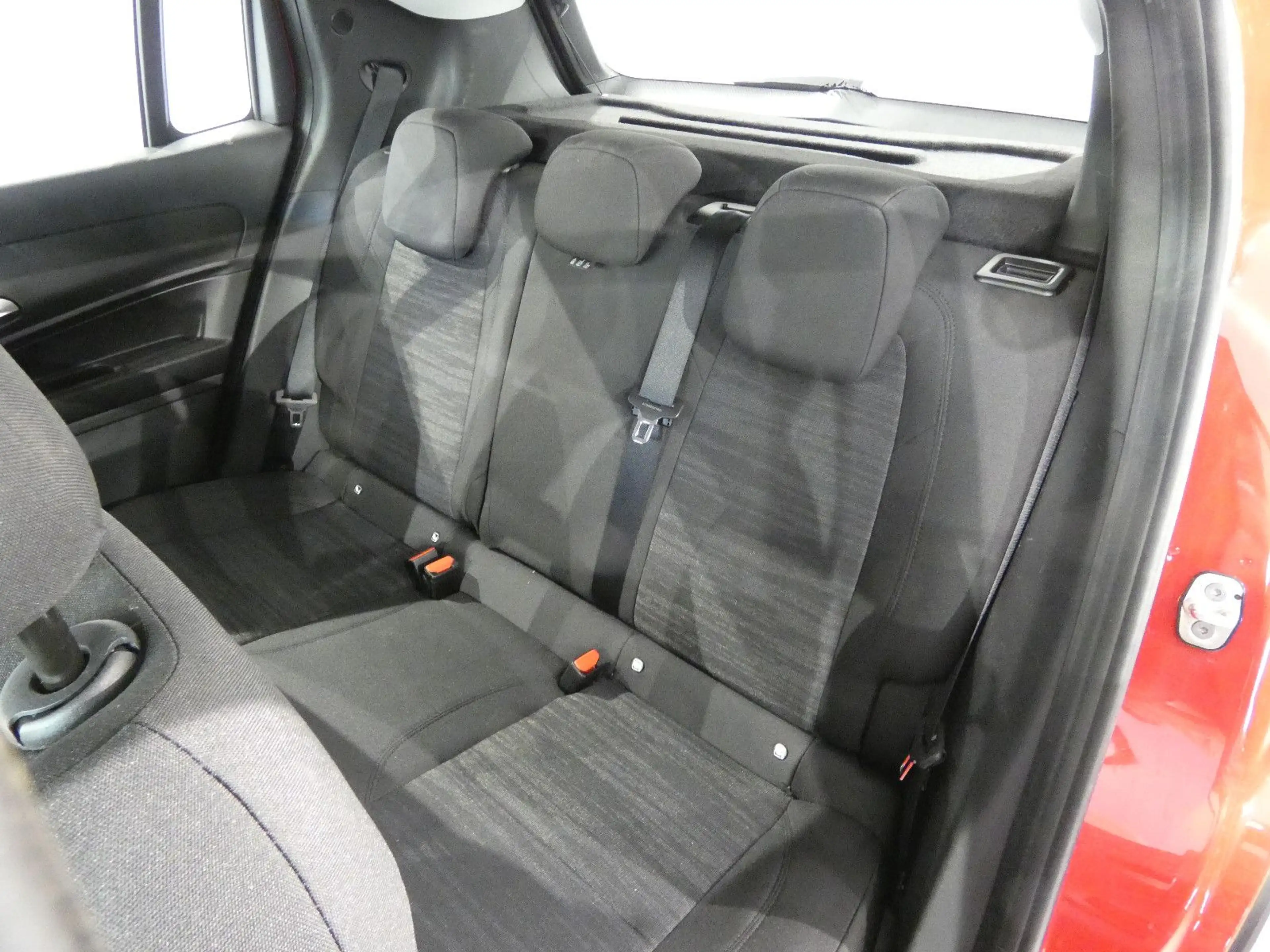 Jeep Avenger Longitude Electric LED/Navi/Tempomat/PDC — photo 15