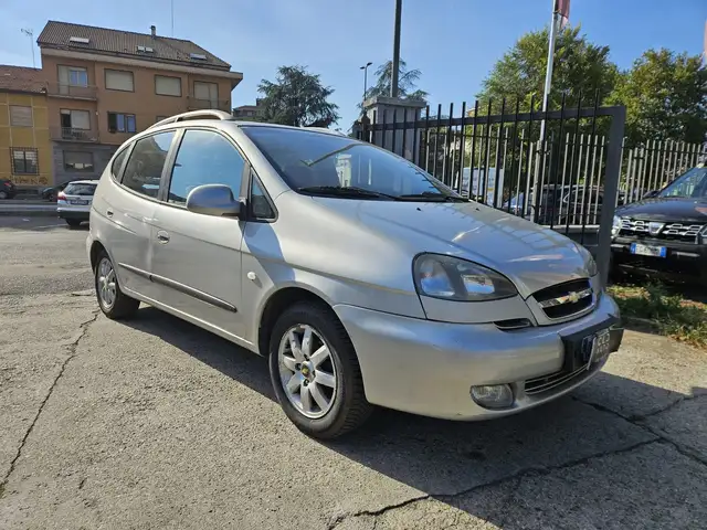 Chevrolet Tacuma view 2