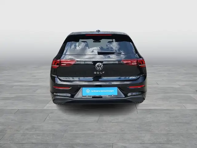 Volkswagen Golf view 5